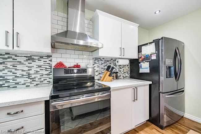 136 Patterson St, House other with 5 bedrooms, 2 bathrooms and 6 parking in Beeton ON | Image 23