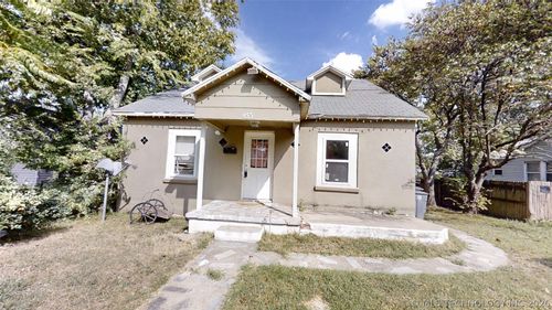 855 Delaware Pl, Tulsa, OK, 74110-5101 | Card Image