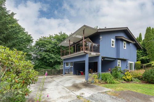 13055 238 St, Maple Ridge, BC, V4R2S4 | Card Image