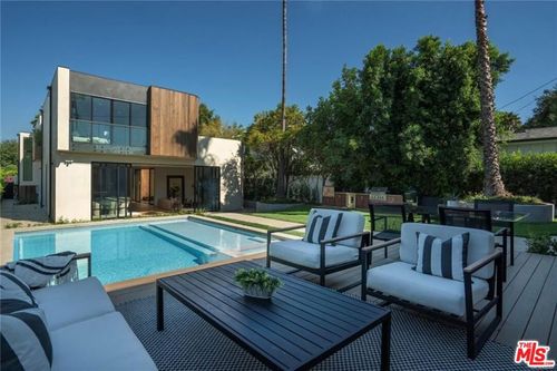 4939 Petit Ave, Encino, CA, 91436-1130 | Card Image