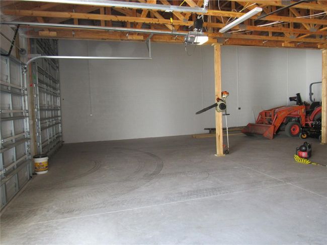 10ft to 18 ft ceilings | Image 54