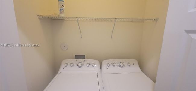 9339 - 9339 W 34 Th Ct, Townhouse with 3 bedrooms, 3 bathrooms and null parking in Hialeah FL | Image 24