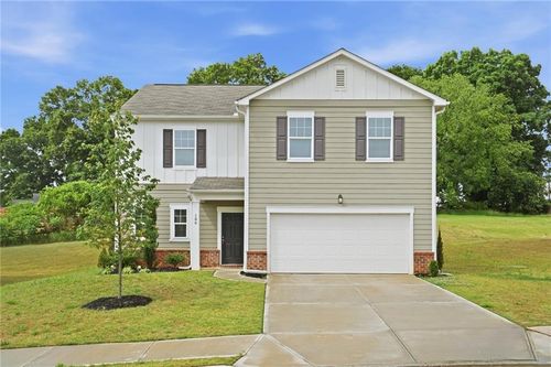 186 Pond Ct, Hoschton, GA, 30548-2381 | Card Image