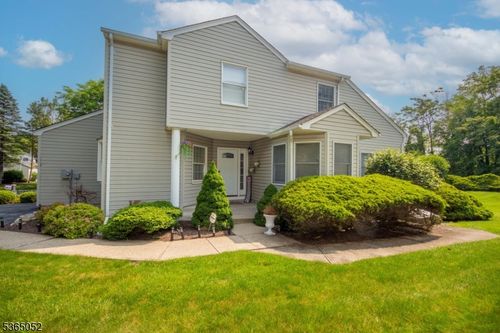 18 Mountain View Ct, Hamburg, NJ, 07419-2414 | Card Image