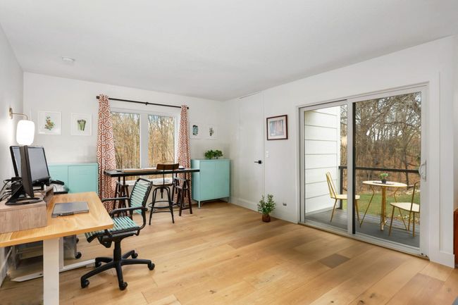 Huge upper bedroom #2 with balcony. | Image 25
