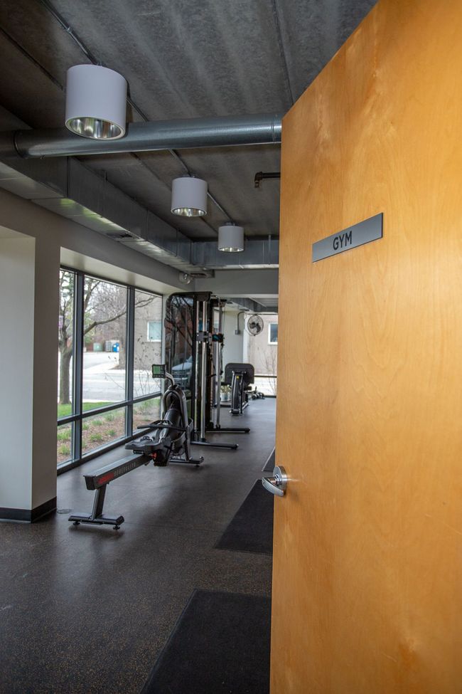 UNIT-424 - 101 Curry Ave, Condo with 2 bedrooms, 2 bathrooms and null parking in Royal Oak MI | Image 6