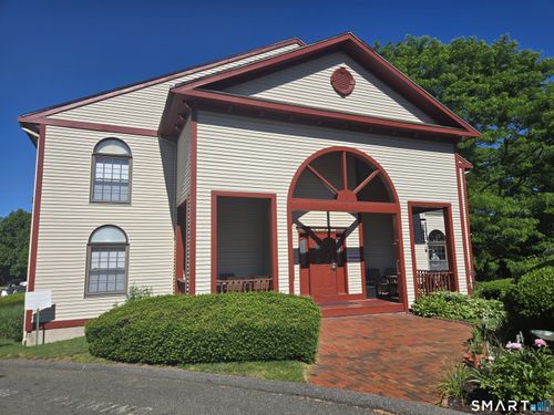 16-24 West Rd, Ellington, CT, 06029-4203 | Card Image