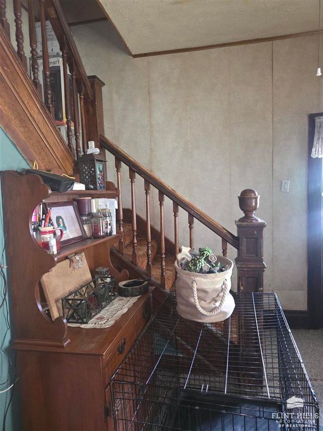 115 Se 2 Nd St, House other with 3 bedrooms, 2 bathrooms and null parking in Abilene KS | Image 9
