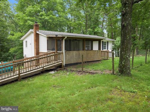 1181 Apple Orchard Cir, BERKELEY SPRINGS, WV, 25411-4909 | Card Image