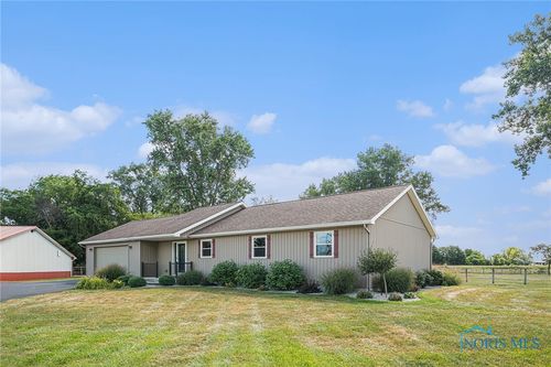 10240 S Dixie Hwy, Portage, OH, 43451-9751 | Card Image