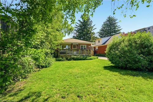 337 St Paul St, Burlington, ON, L7R3K2 | Card Image