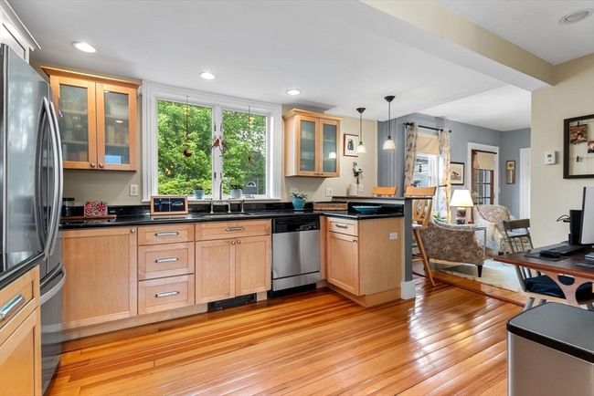 1 - 56 Tainter St, Condo with 2 bedrooms, 1 bathrooms and 2 parking in Medford MA | Image 8