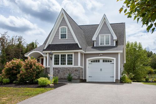 4 Winnicut Rd, North Hampton, NH, 03862-2014 | Card Image