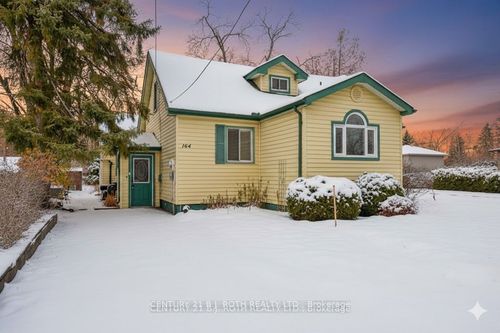 {{alt}} | Card Image