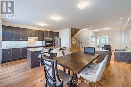 1186 Rexton Dr, Oshawa, ON, L1L0T4 | Card Image