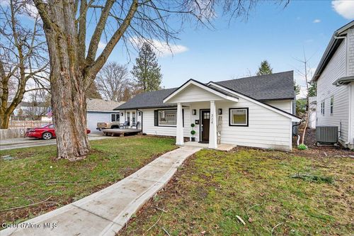 324 S 16th St, Coeur D Alene, ID, 83814-5208 | Card Image