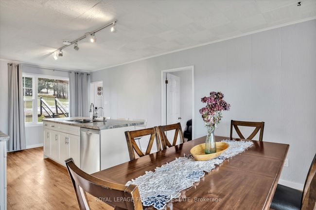 798 Simcoe St, House other with 3 bedrooms, 1 bathrooms and 4 parking in Bridgenorth ON | Image 15