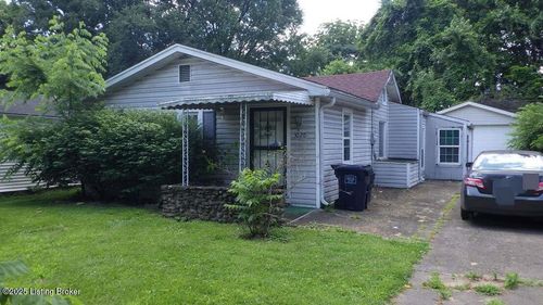 3020 Wurtele Ave, Louisville, KY, 40216-5142 | Card Image