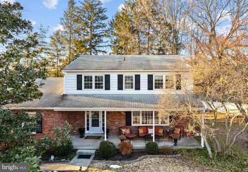 306 S Providence Rd, WALLINGFORD, PA, 19086-6529 | Card Image