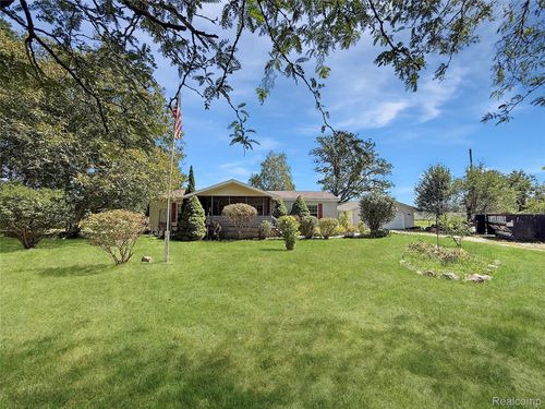 475 Washington St, Sunfield, MI, 48890-8007 | Card Image