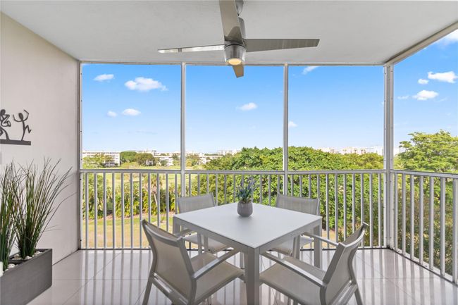 APT-603 - 2661 S Course Dr, Condo with 2 bedrooms, 2 bathrooms and null parking in Pompano Beach FL | Image 45