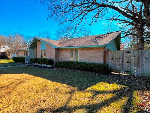 15 Post Oak Trl, Greenville, TX, 75402-3444 | Card Image
