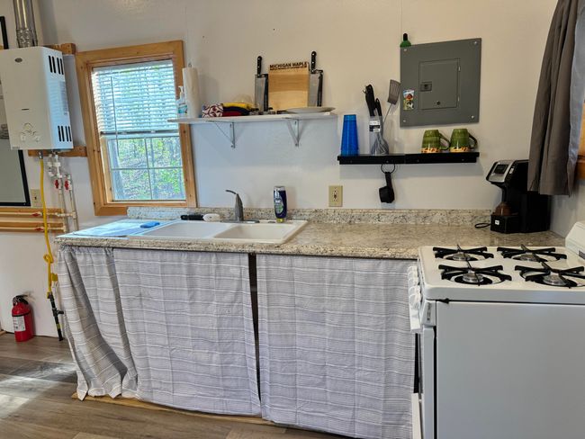 Cabin | Image 9