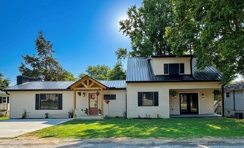 1303 Mullins St, Flatwoods, KY, 41139-1335 | Card Image