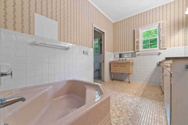 210 Playground Rd, House other with 4 bedrooms, 4 bathrooms and null parking in Walhalla SC | Image 11
