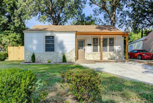 1679 Walter St, Memphis, TN, 38108-2944 | Card Image