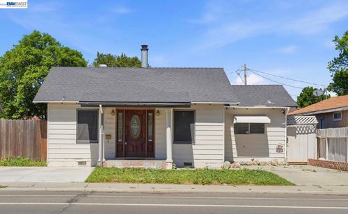 315 M St, Patterson, CA, 95363-2123 | Card Image