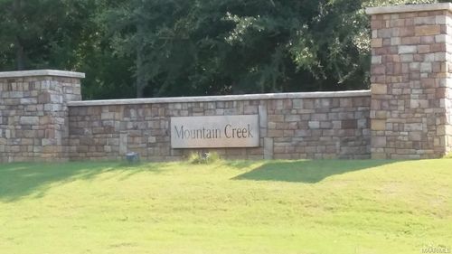 2620 Hannah Dr, Deatsville, AL, 36022-2817 | Card Image