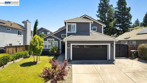 1630 Mount Silliman Way, Antioch, CA, 94531-8800 | Card Image