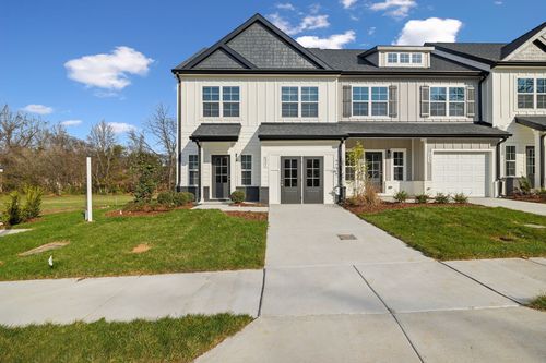 605 Tulip Springs Ct, Hermitage, TN, 37076-2477 | Card Image