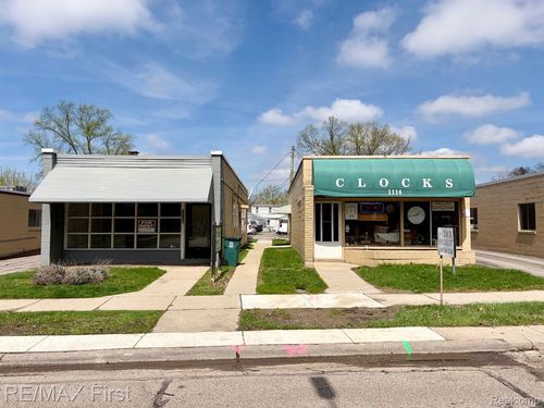 1114 Catalpa Dr, Royal Oak, MI, 48067-1125 | Card Image