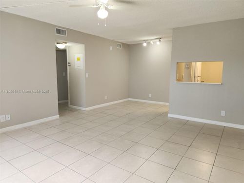 8-3776 N University Dr, Coral Springs, FL, 33065-1671 | Card Image