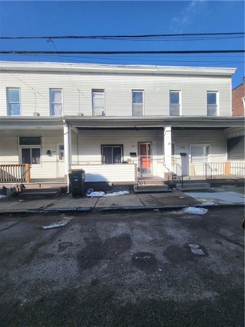 1200 Holmes St, Mc Kees Rocks, PA, 15136-2906 | Card Image