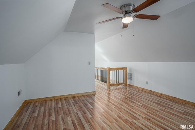 401 N 11 Th St, House other with 2 bedrooms, 2 bathrooms and null parking in Clinton IA | Image 20