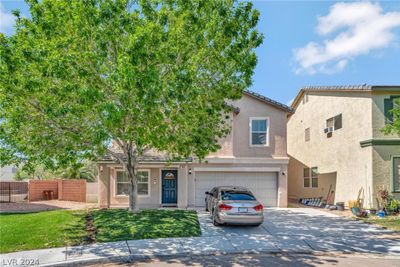 7805 Bear Tooth Cave Court, House other with 4 bedrooms, 3 bathrooms and null parking in Las Vegas NV | Image 2