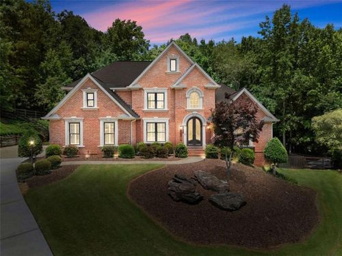 136 Riverview Dr, Suwanee, GA, 30024-4290 | Card Image