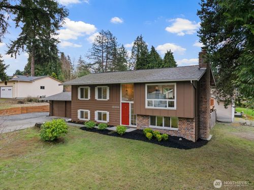 12103 Se 70th St, Newcastle, WA, 98056-1239 | Card Image