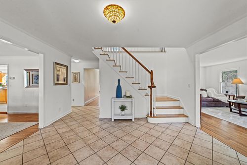 9 Pebble Beach Dr, Purchase, NY, 10577-1511 | Card Image