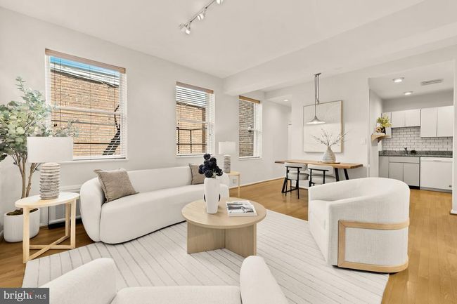APT-303 - 1741 T St Nw, Condo with 1 bedrooms, 1 bathrooms and null parking in WASHINGTON DC | Image 9