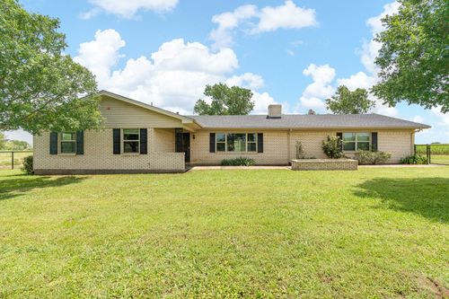 8332 County Road 301, Grandview, TX, 76050-4124 | Card Image