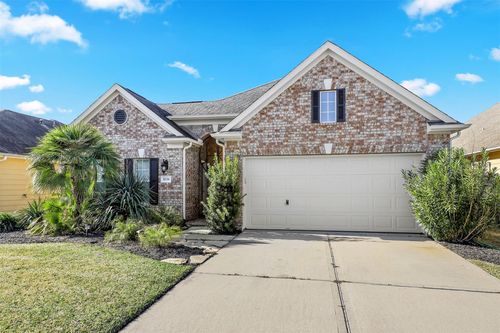 5026 Gulf Stream Ln, Bacliff, TX, 77518-2092 | Card Image