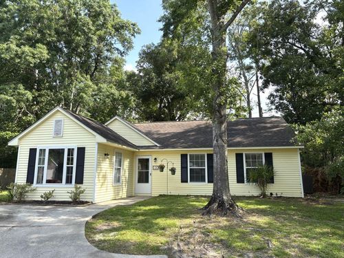 110 Ruston Pl, Summerville, SC, 29485-8261 | Card Image
