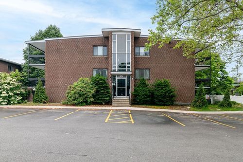 apt-1-150 Elm St, Braintree, MA, 02184-3279 | Card Image