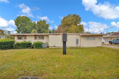 516 Owen Dr, Fayetteville, NC, 28304-3432 | Card Image