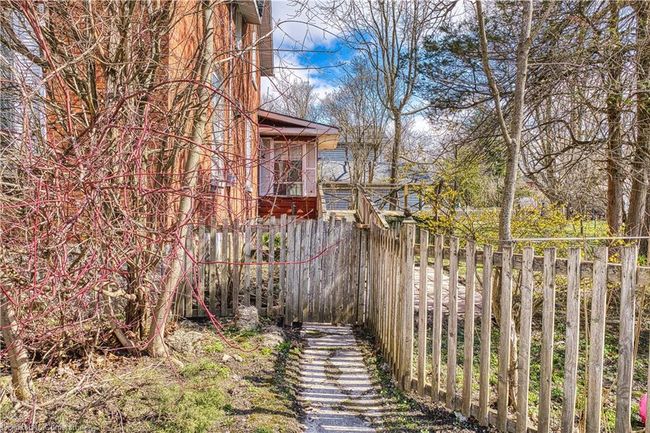 195 Campbell St W, House other with 2 bedrooms, 2 bathrooms and 3 parking in Listowel ON | Image 7