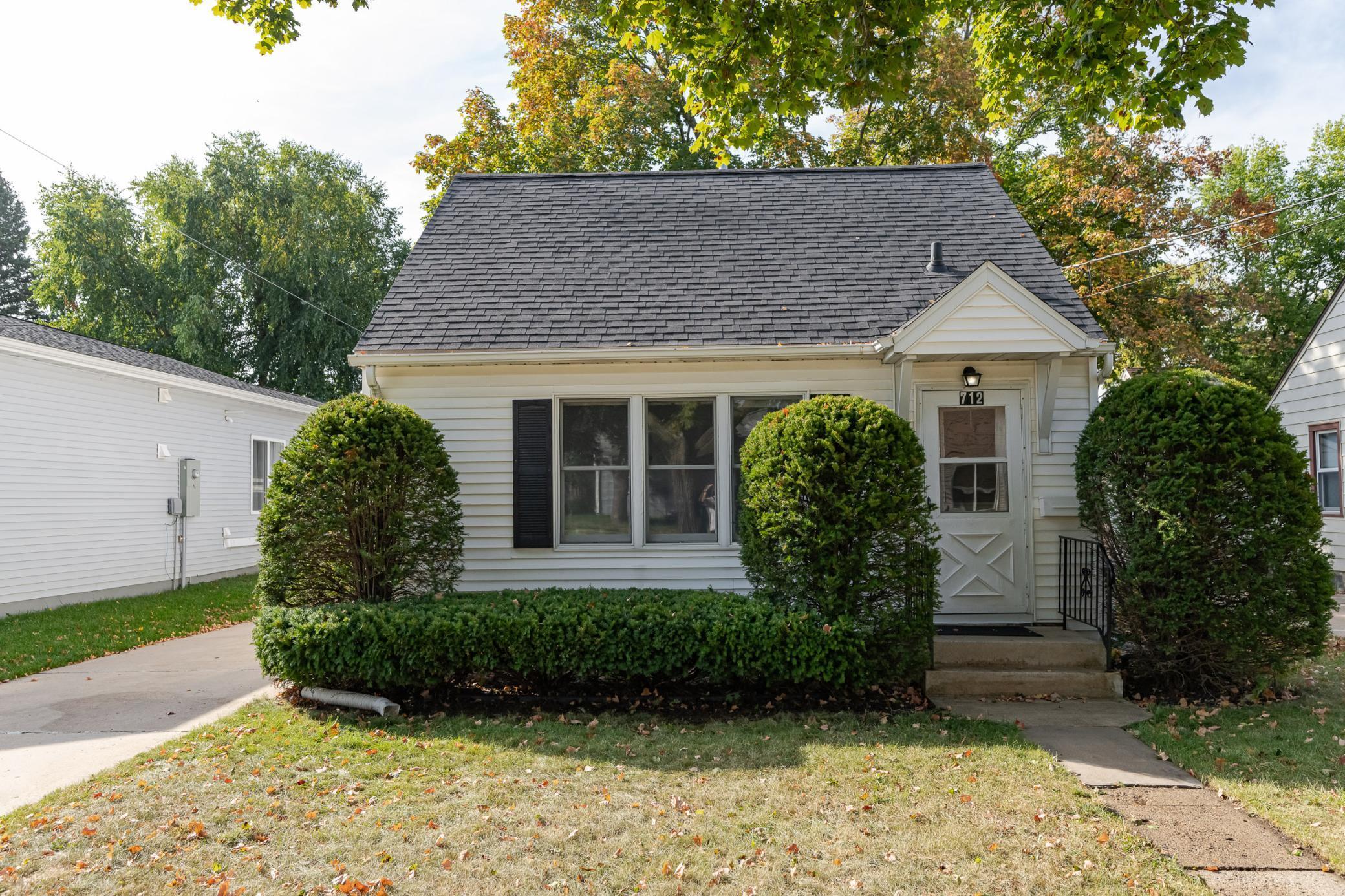 10th St, Rochester, MN 55904